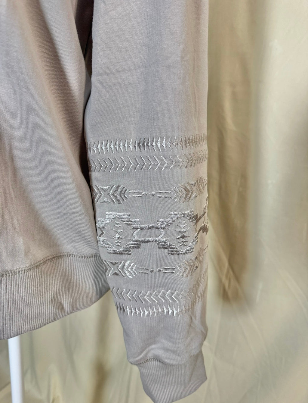 Parchment Aztec Embroidered Western V Neck Sweatshirt